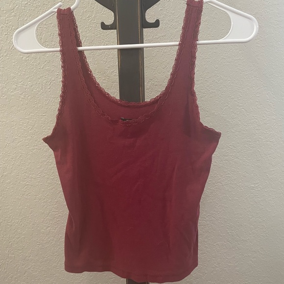 Lace Trim Tank Top - Picture 1 of 4